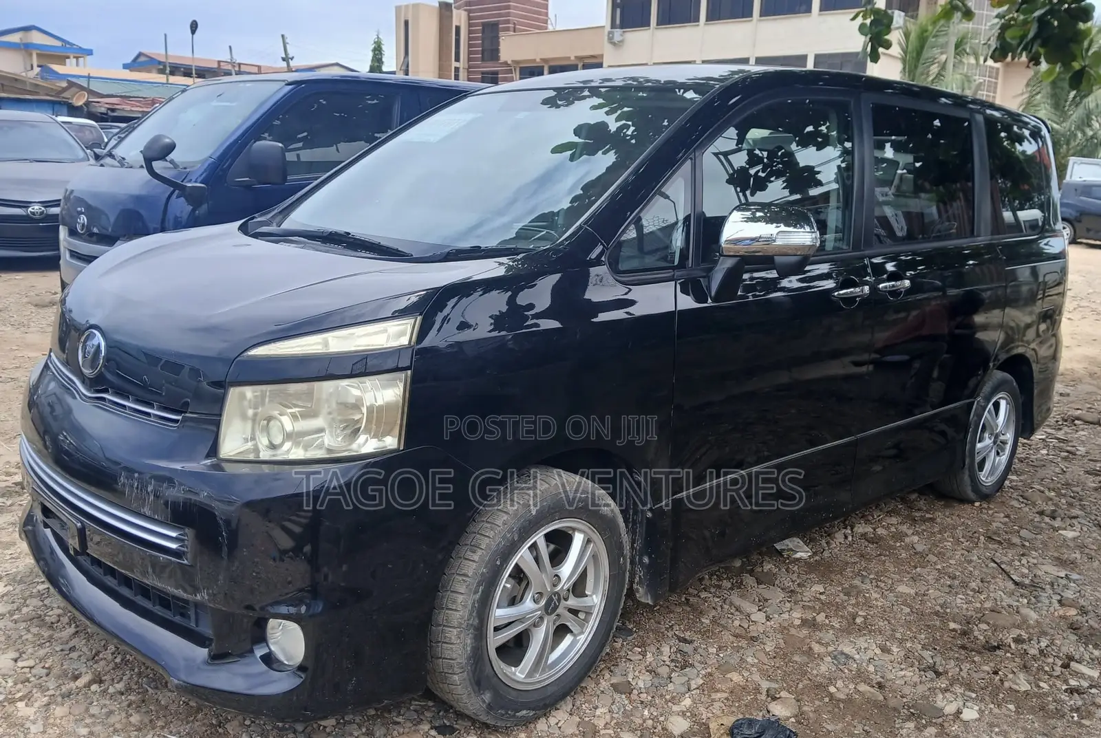 Toyota Voxy 2011 Black