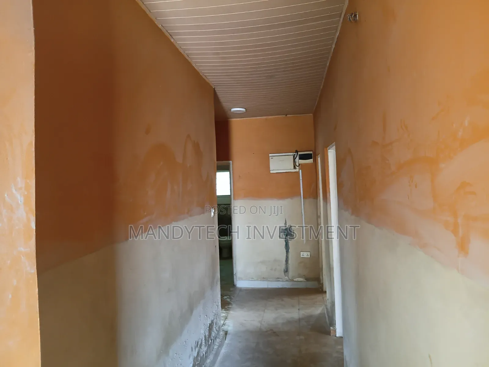 2bdrm House in Lake Side Estate for sale