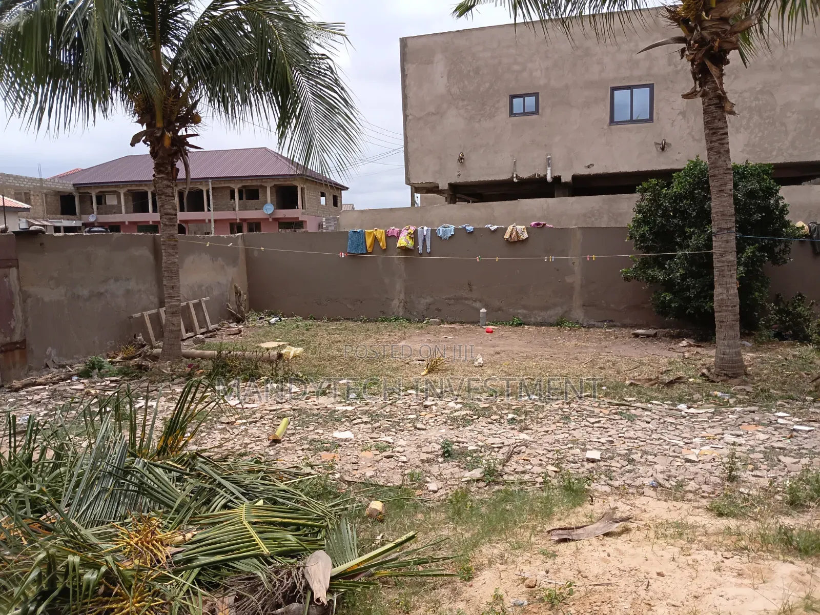 2bdrm House in Lake Side Estate for sale