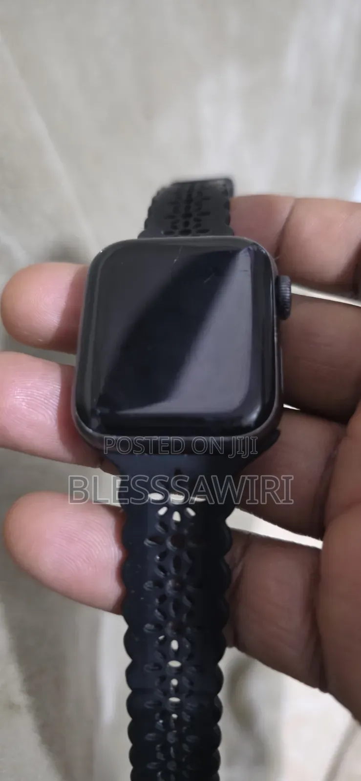 Apple Watch 5 Series GPS Original From Usa 40mm 85% Battery Health