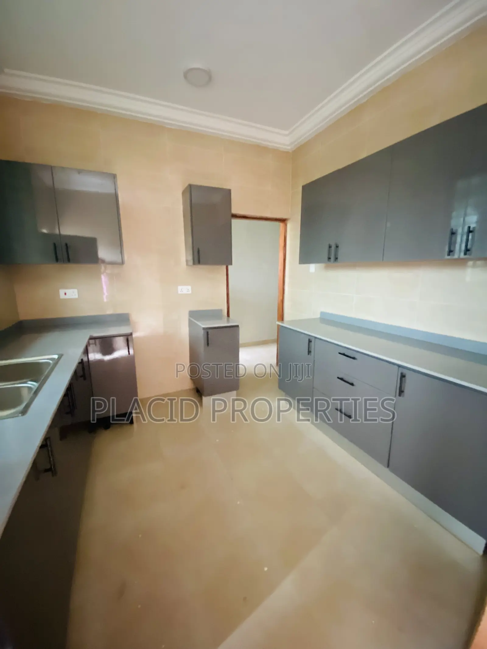 2bdrm Apartment in Oyarifa for rent
