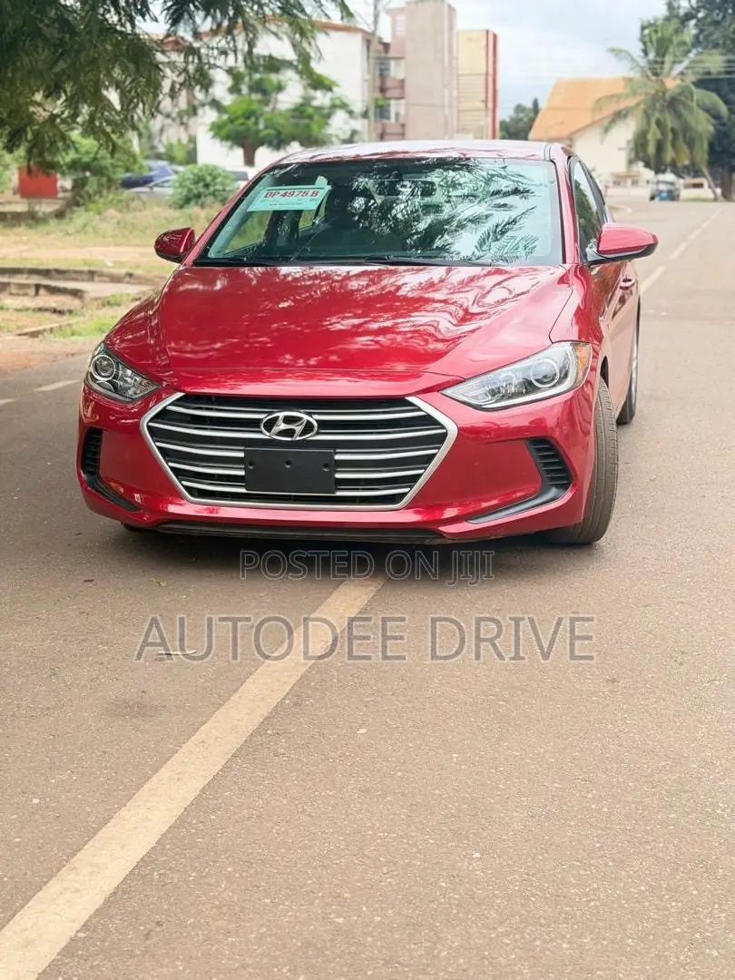 Hyundai Elantra 2017 Red