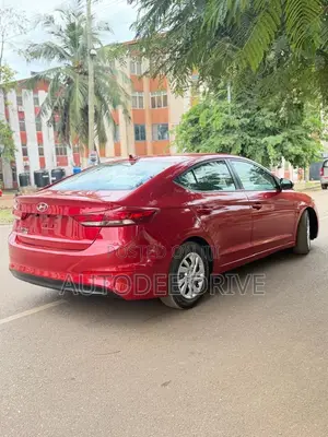 Hyundai Elantra 2017 Red