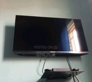 Hisense Digital Satellite TV 32 Inches