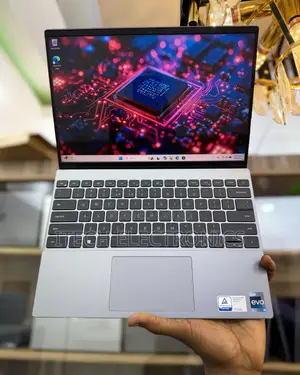 Laptop Dell Vostro 13 5320 16GB Intel Core i5 SSD 512GB