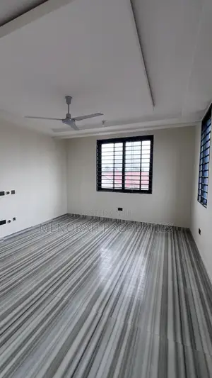 2bdrm Apartment in Adenta Fafraha, Frafraha for rent