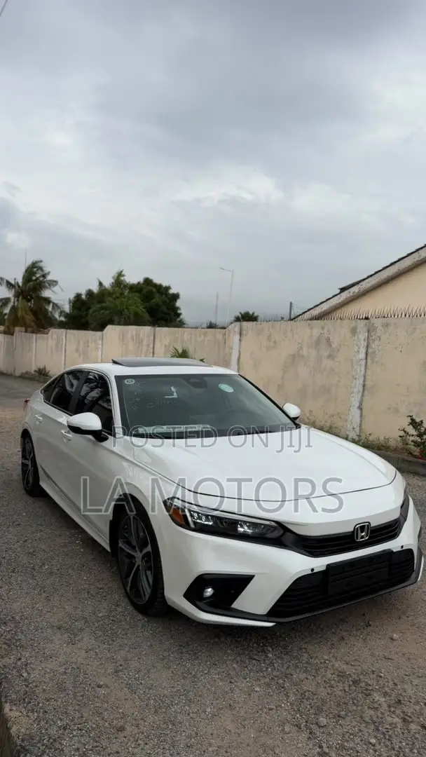 Honda Civic 2024 White