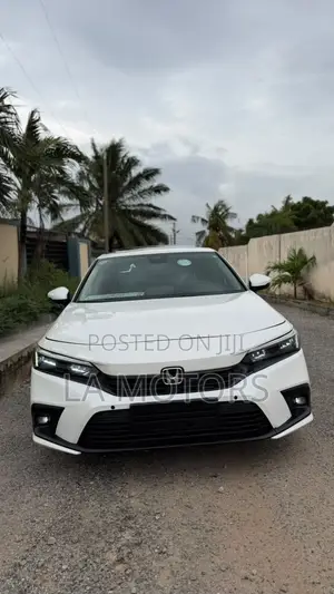 Honda Civic 2024 White
