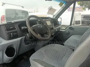 Ford Transit 2010 Silver