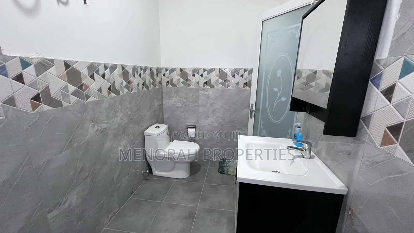 Furnished 1bdrm Apartment in Adenta Commandos for rent