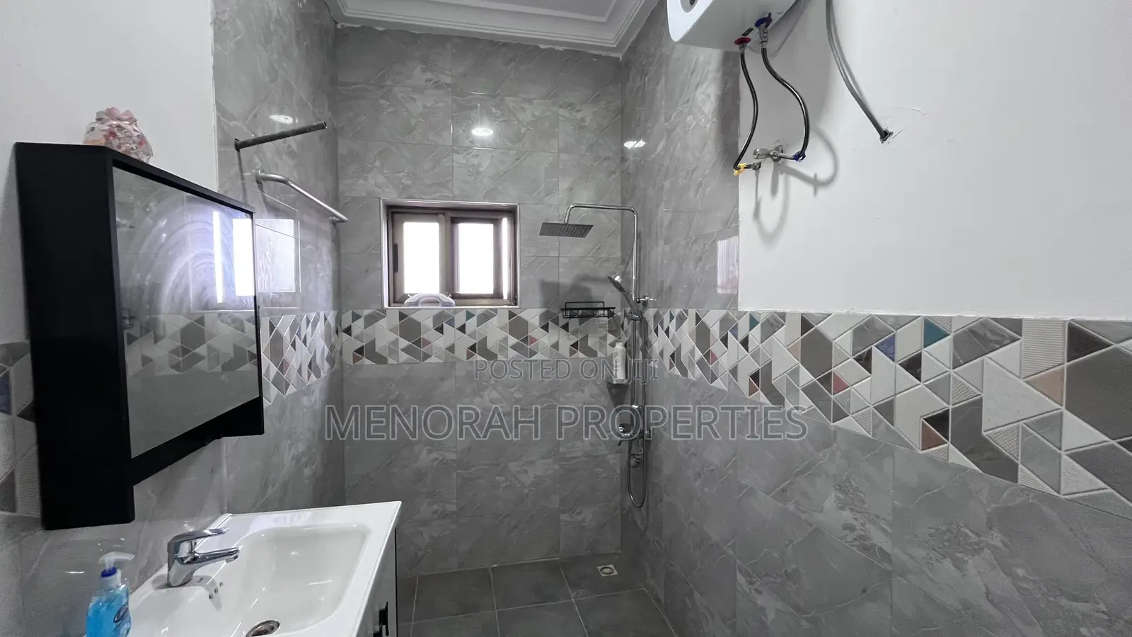 Furnished 1bdrm Apartment in Adenta Commandos for rent