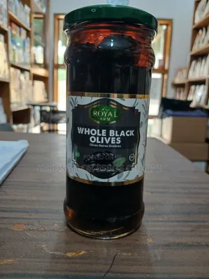 Whole Black Olivers