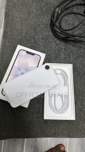 New Apple iPhone 17e 256 GB White