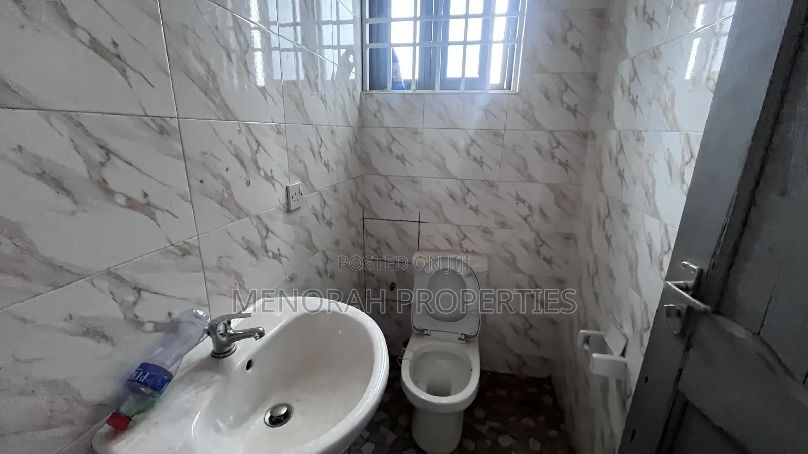 3bdrm Apartment in Adenta Amrahia for rent