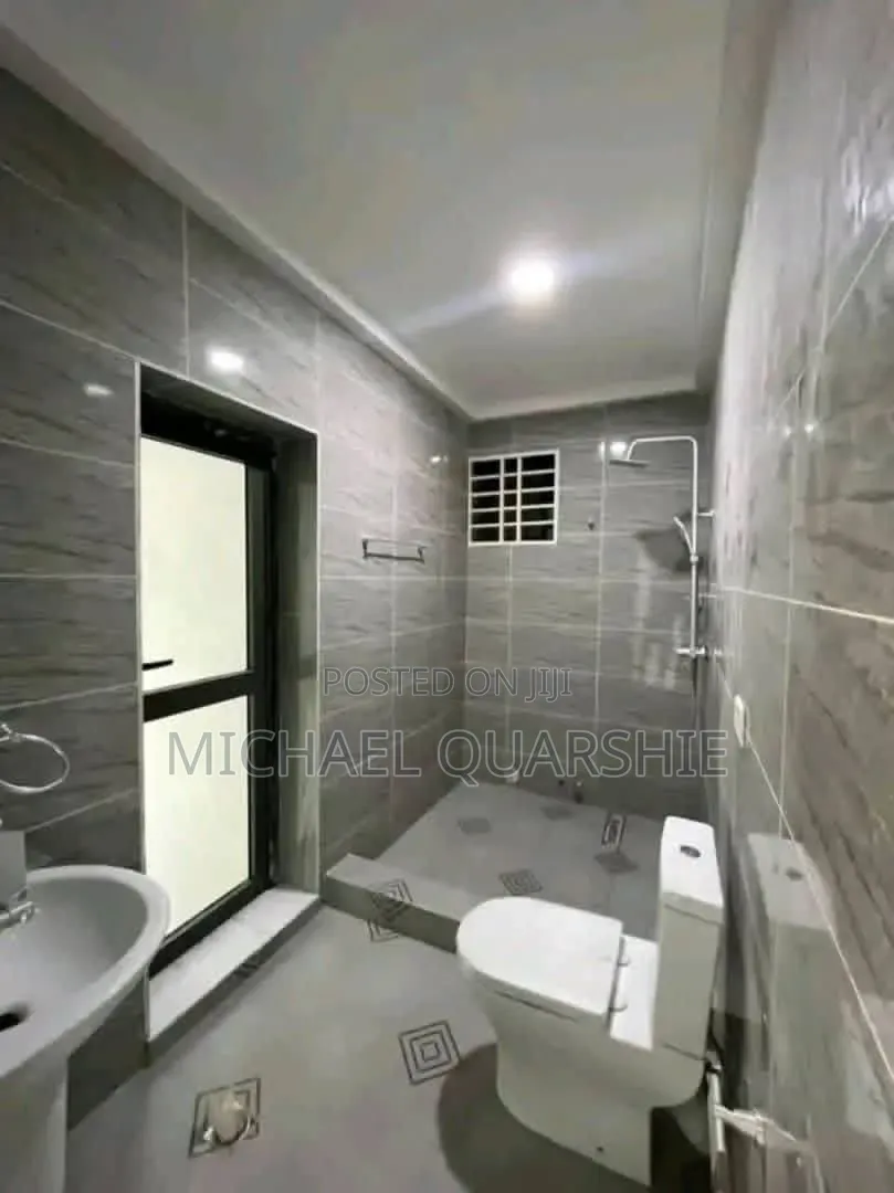 2bdrm Apartment in Dunyo Block Factory, Accra Metropolitan for rent