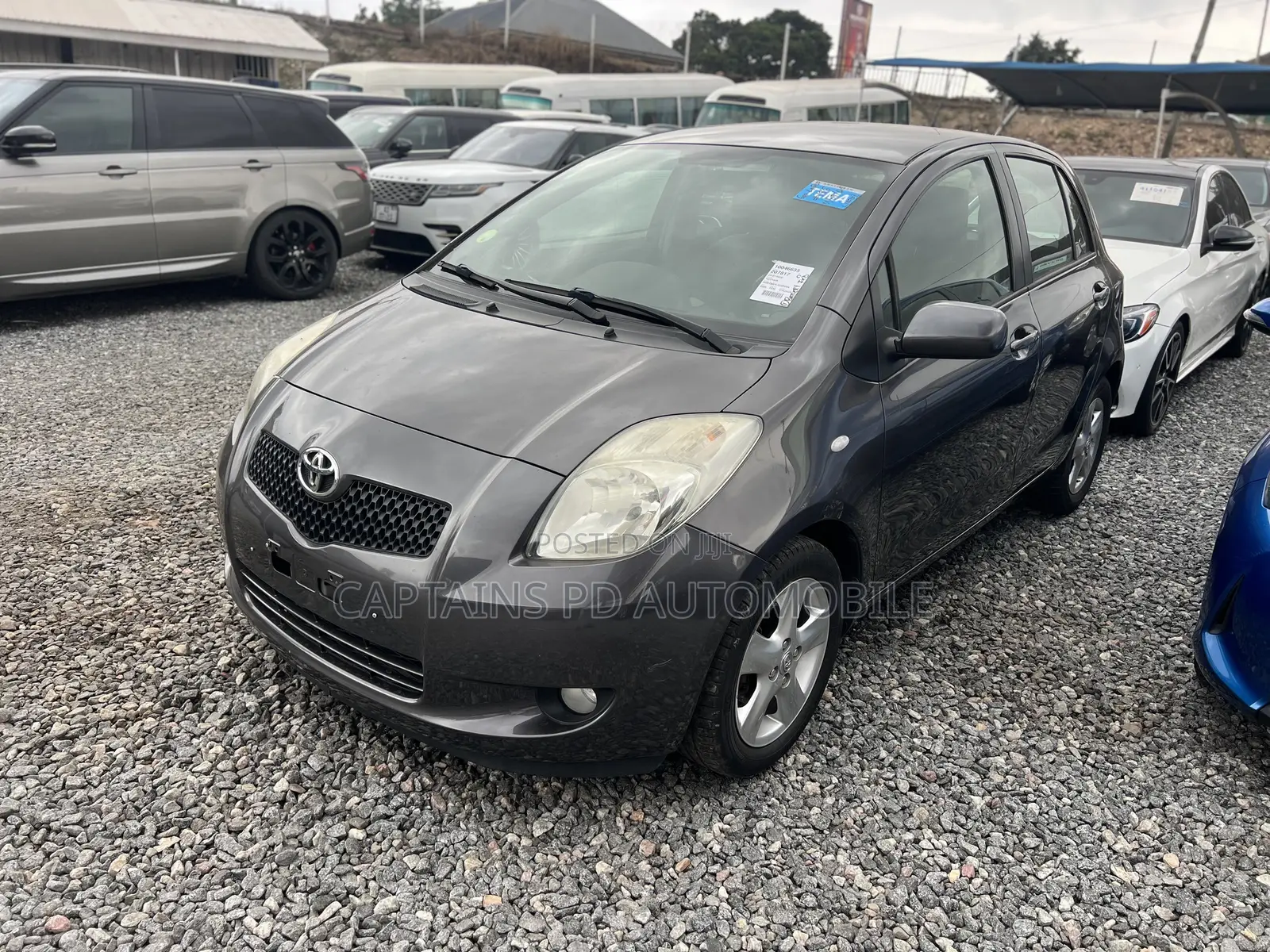 Toyota Yaris 2010 Gray