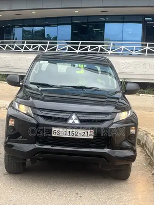 Mitsubishi L200 Double Cab 2.4 181hp 4WD 2020 Black