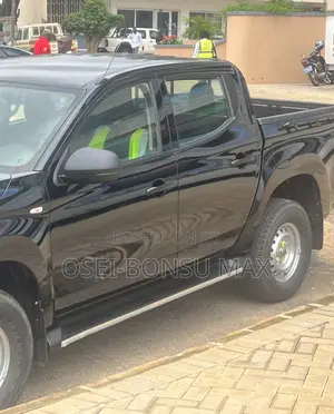 Mitsubishi L200 Double Cab 2.4 181hp 4WD 2020 Black