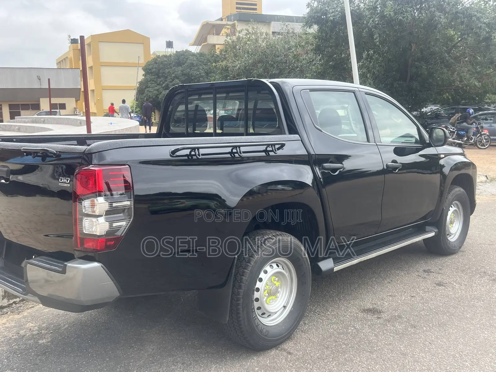 Mitsubishi L200 Double Cab 2.4 181hp 4WD 2020 Black