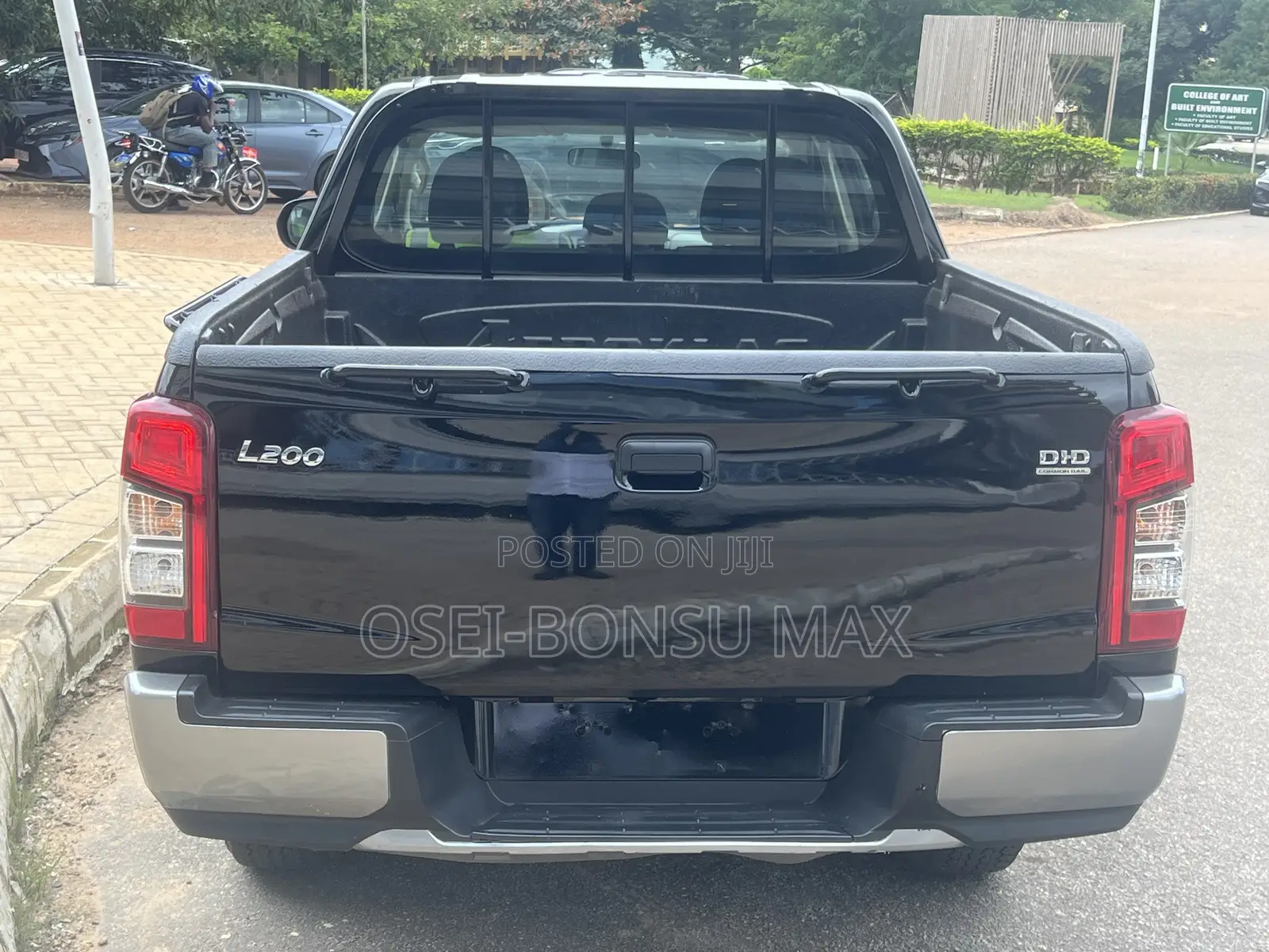 Mitsubishi L200 Double Cab 2.4 181hp 4WD 2020 Black