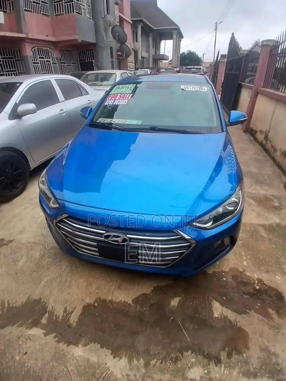 Hyundai Elantra Limited Sedan FWD (2.0L 4cyl 6A) 2017 Blue