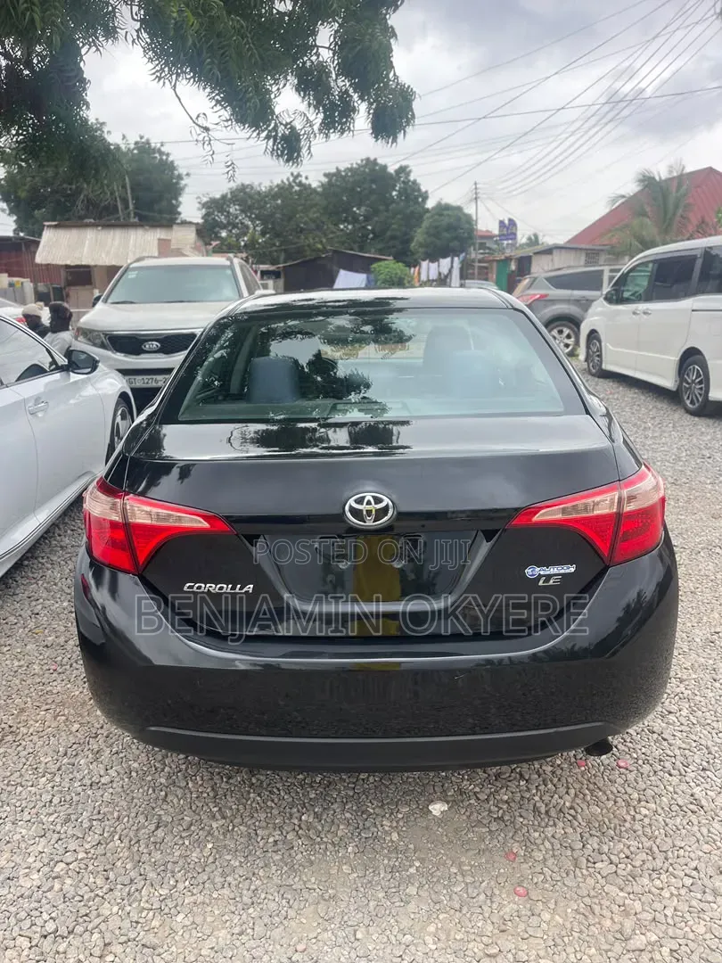 Toyota Corolla 2017 Black