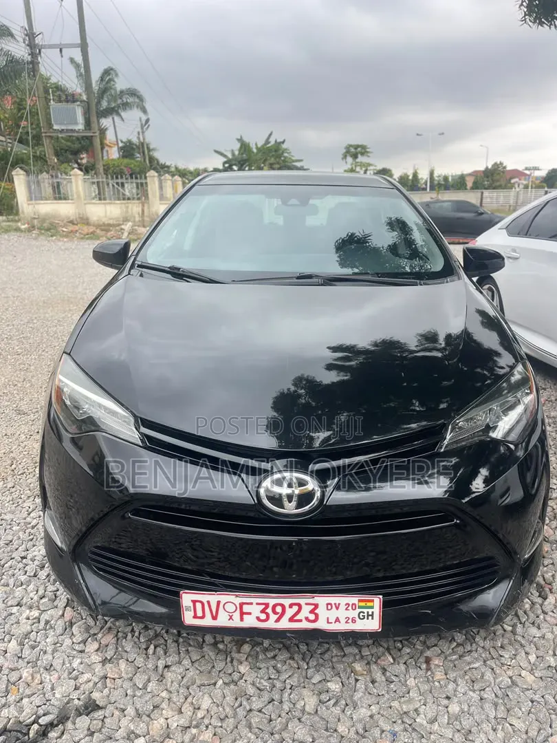 Toyota Corolla 2017 Black