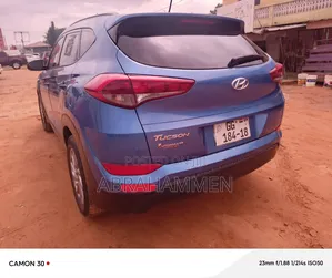 Hyundai Tucson 2018 Blue