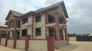6bdrm House in Trimude Agency And, Kumasi Metropolitan for sale