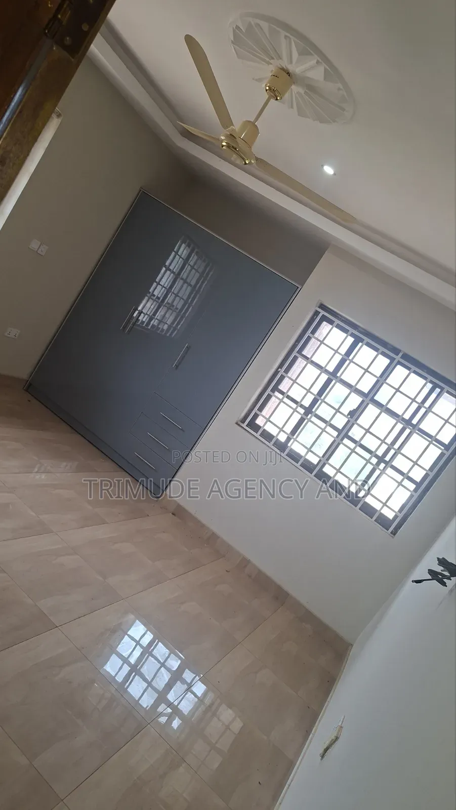 6bdrm House in Trimude Agency And, Kumasi Metropolitan for sale