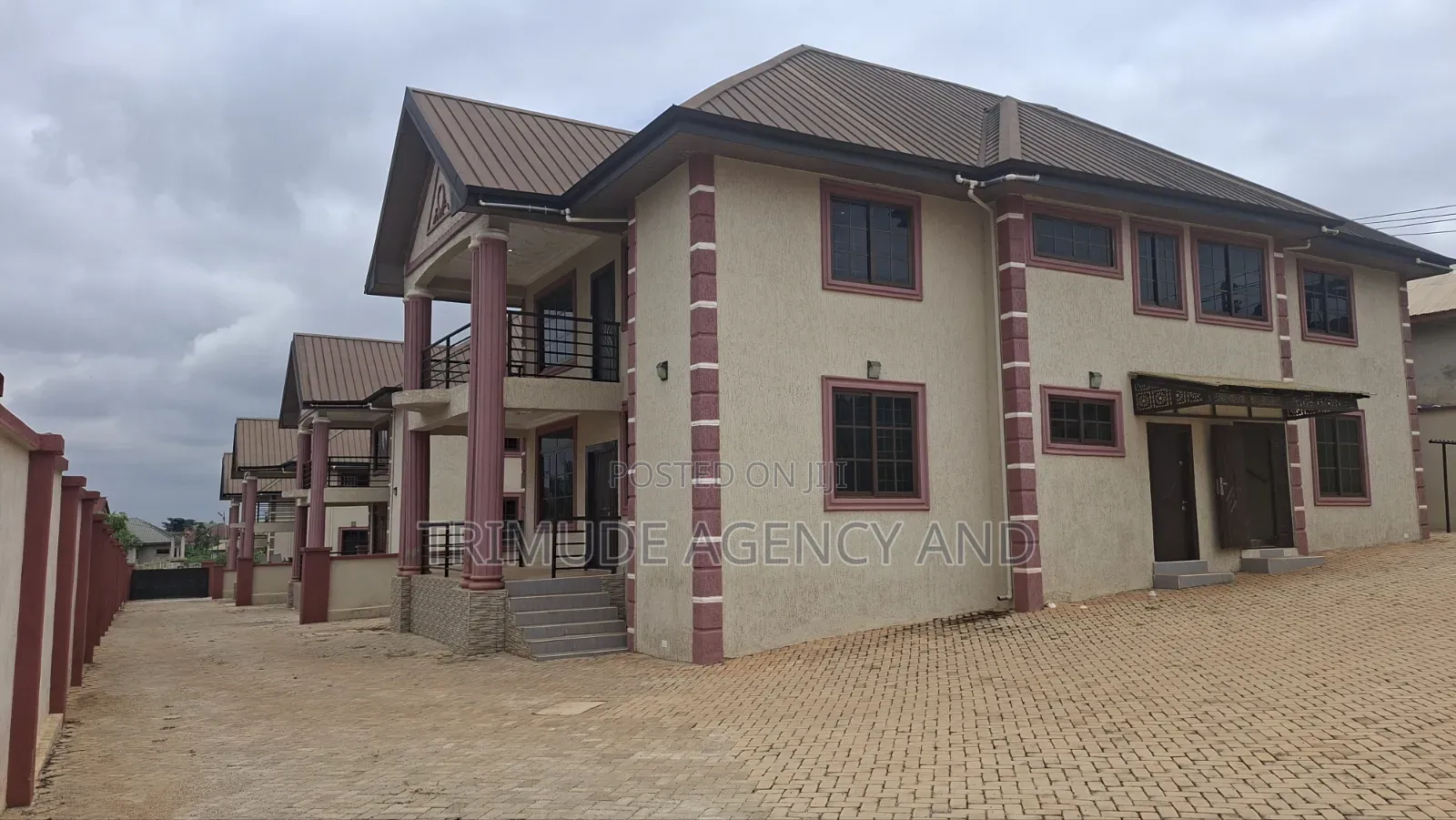 6bdrm House in Trimude Agency And, Kumasi Metropolitan for sale