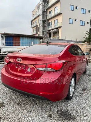 Hyundai Elantra Limited Sedan FWD (1.8L 4cyl 6A) 2016 Red