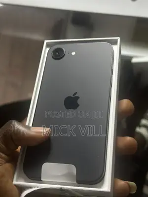 New Apple iPhone 17e 256 GB Black
