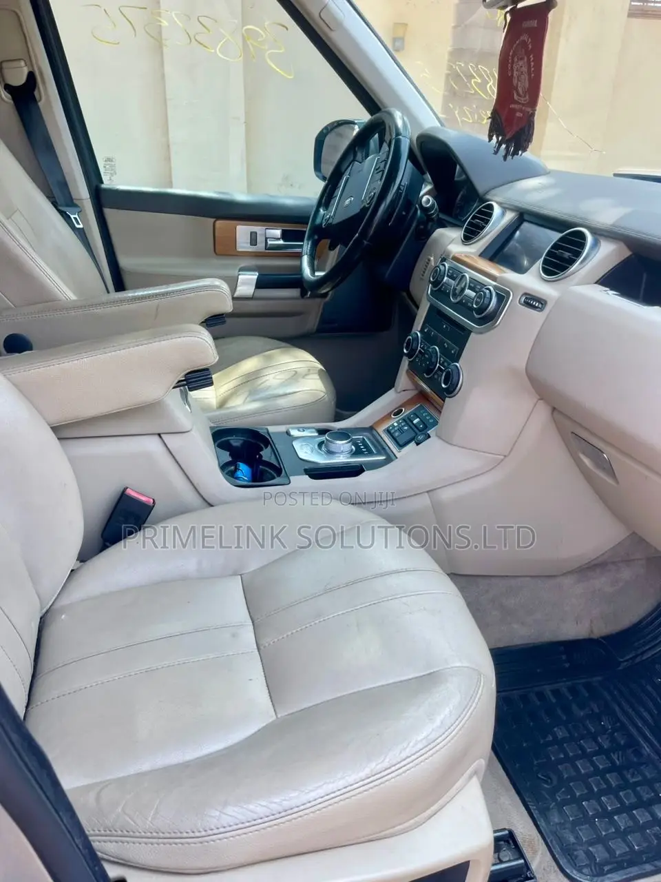 Land Rover Lr4 Base 4x4 2016 Gold