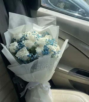 Custom-Made Gift Flower Bouquets