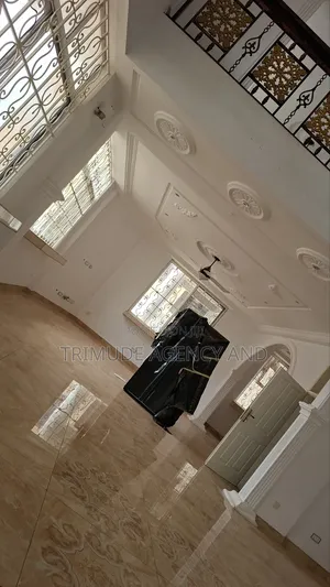 7bdrm House in Trimude Agency And, Kumasi Metropolitan for sale