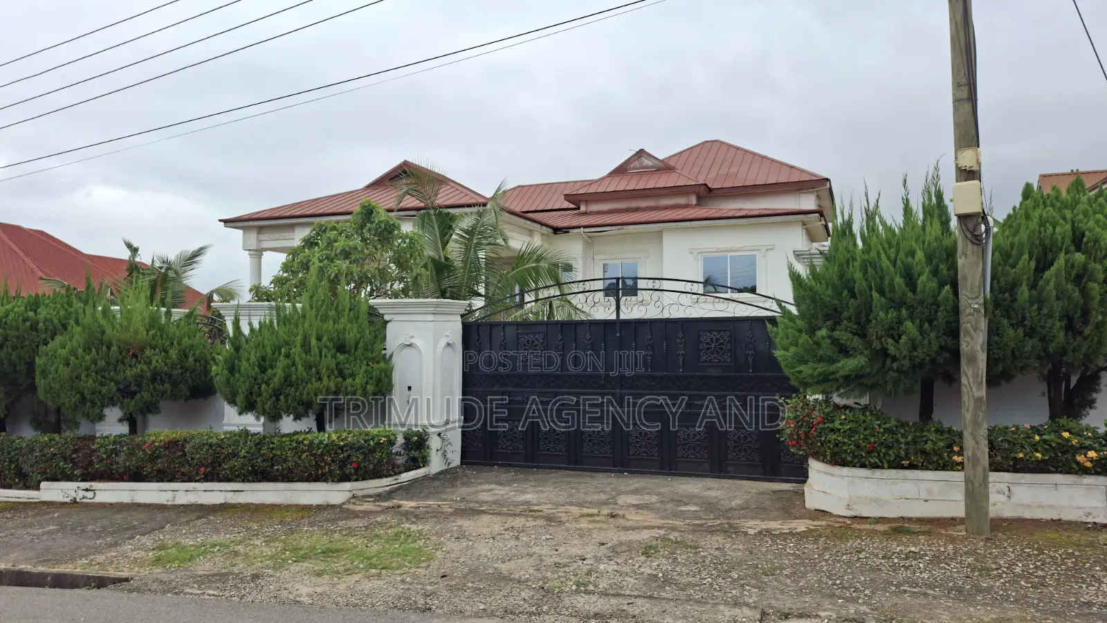 7bdrm House in Trimude Agency And, Kumasi Metropolitan for sale