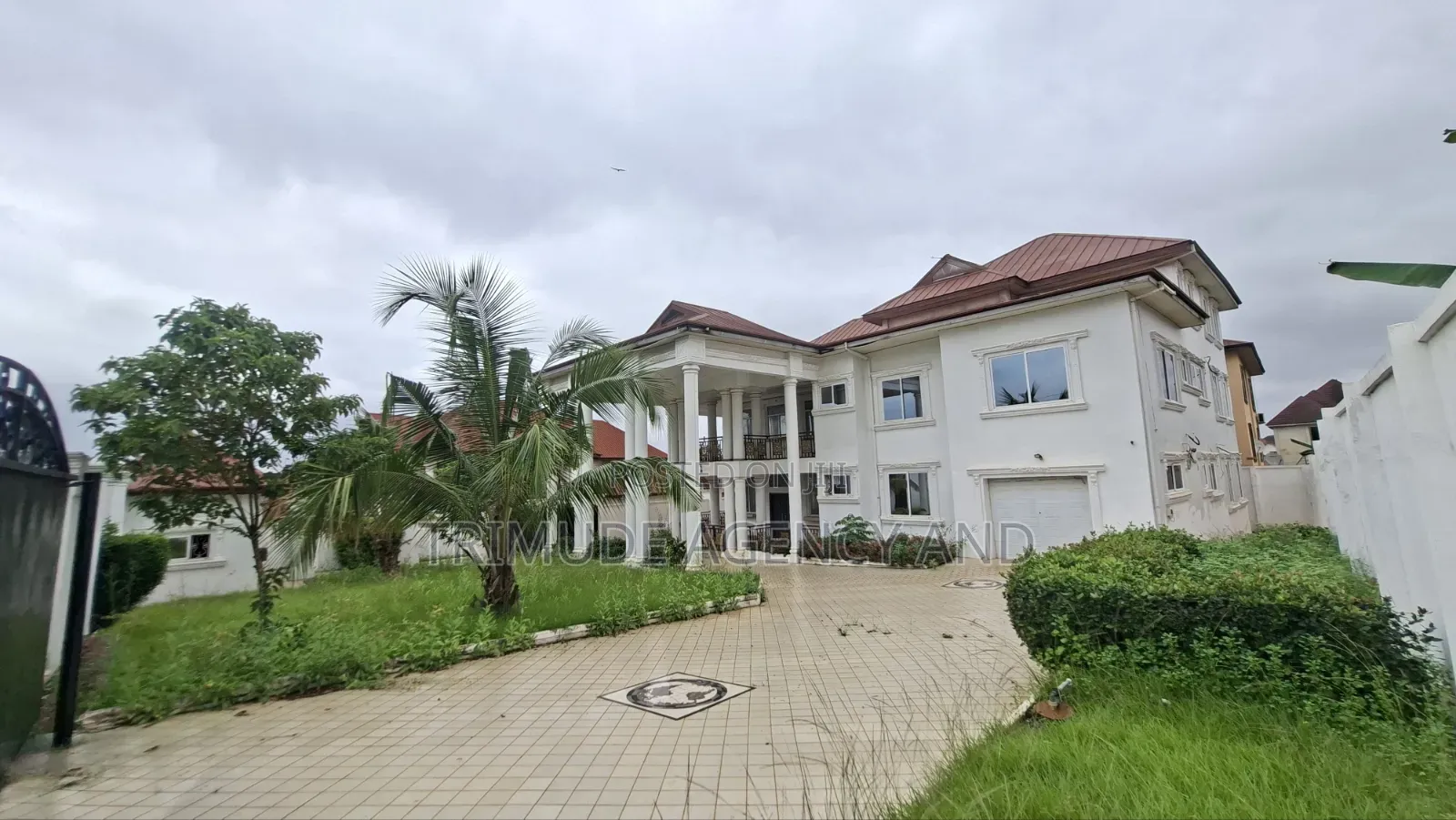 7bdrm House in Trimude Agency And, Kumasi Metropolitan for sale
