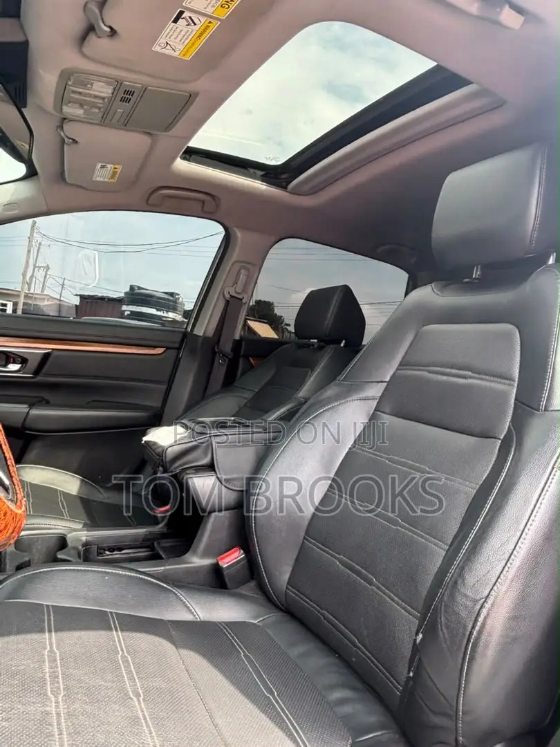 Honda CR-V Touring AWD 2019 Silver