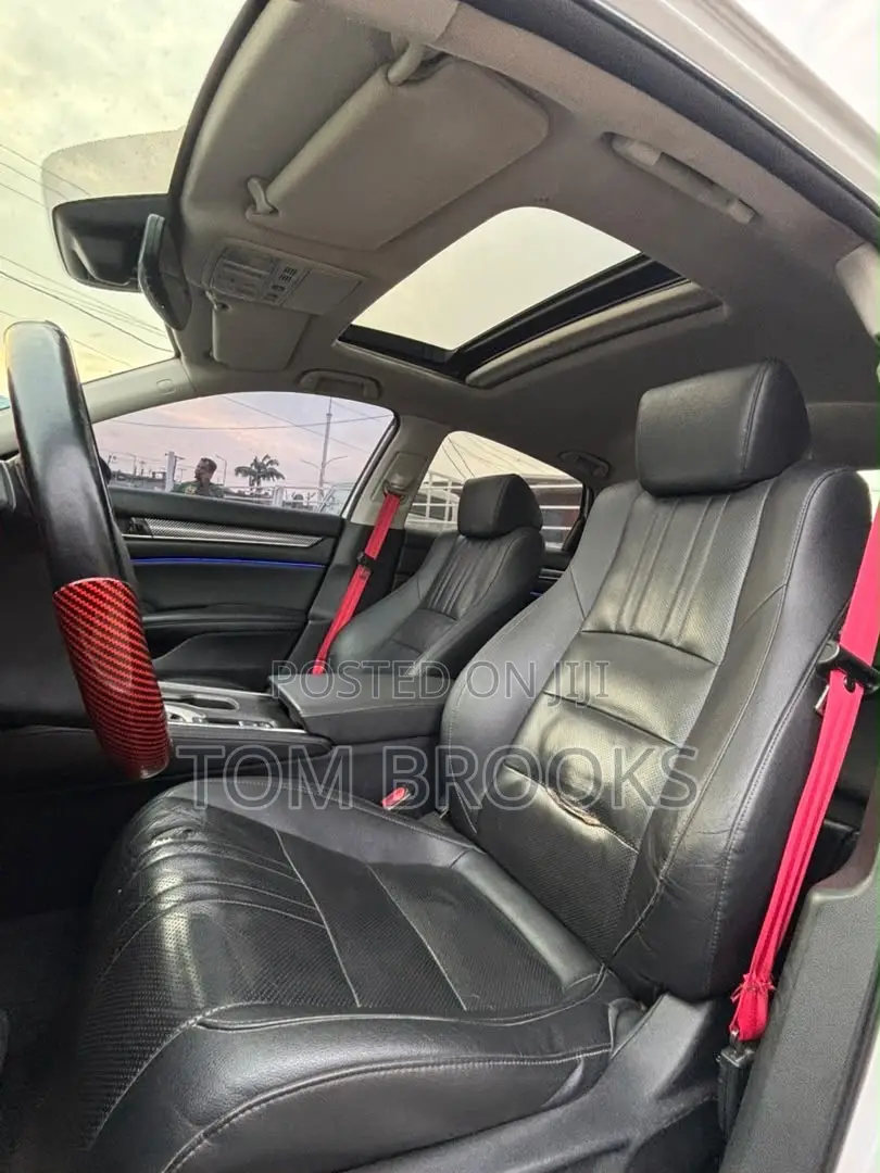 Honda Accord 2019 White