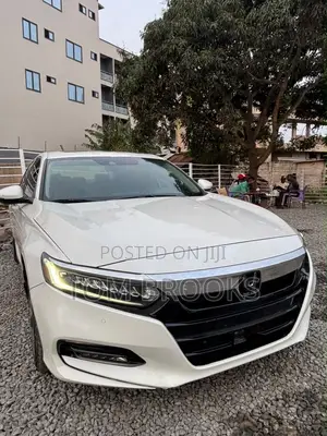 Honda Accord 2019 White