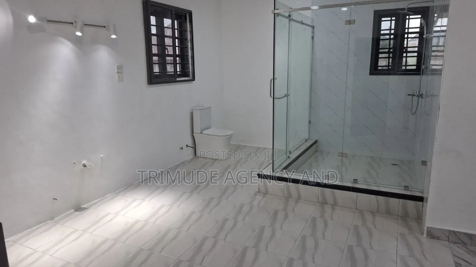 4bdrm House in Trimude Agency And, Kumasi Metropolitan for sale