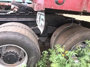 Daf Euro4 XF Head Double Axle for Sale
