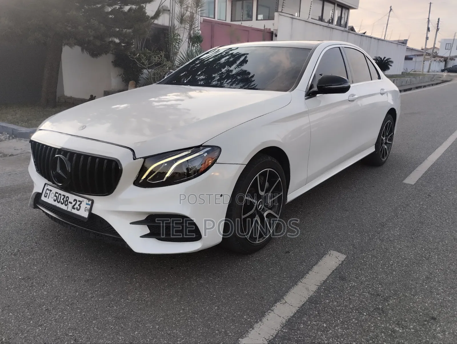 Mercedes-Benz E300 2017 White