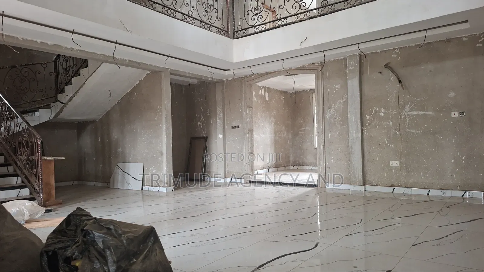 7bdrm House in Trimude Agency And, Kumasi Metropolitan for sale