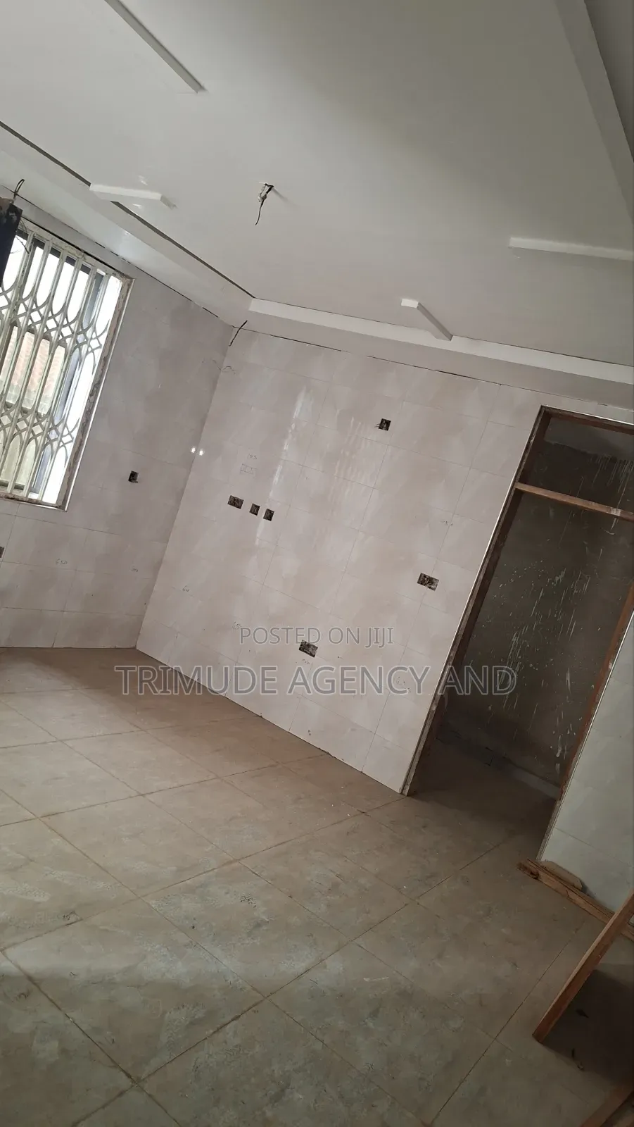 7bdrm House in Trimude Agency And, Kumasi Metropolitan for sale