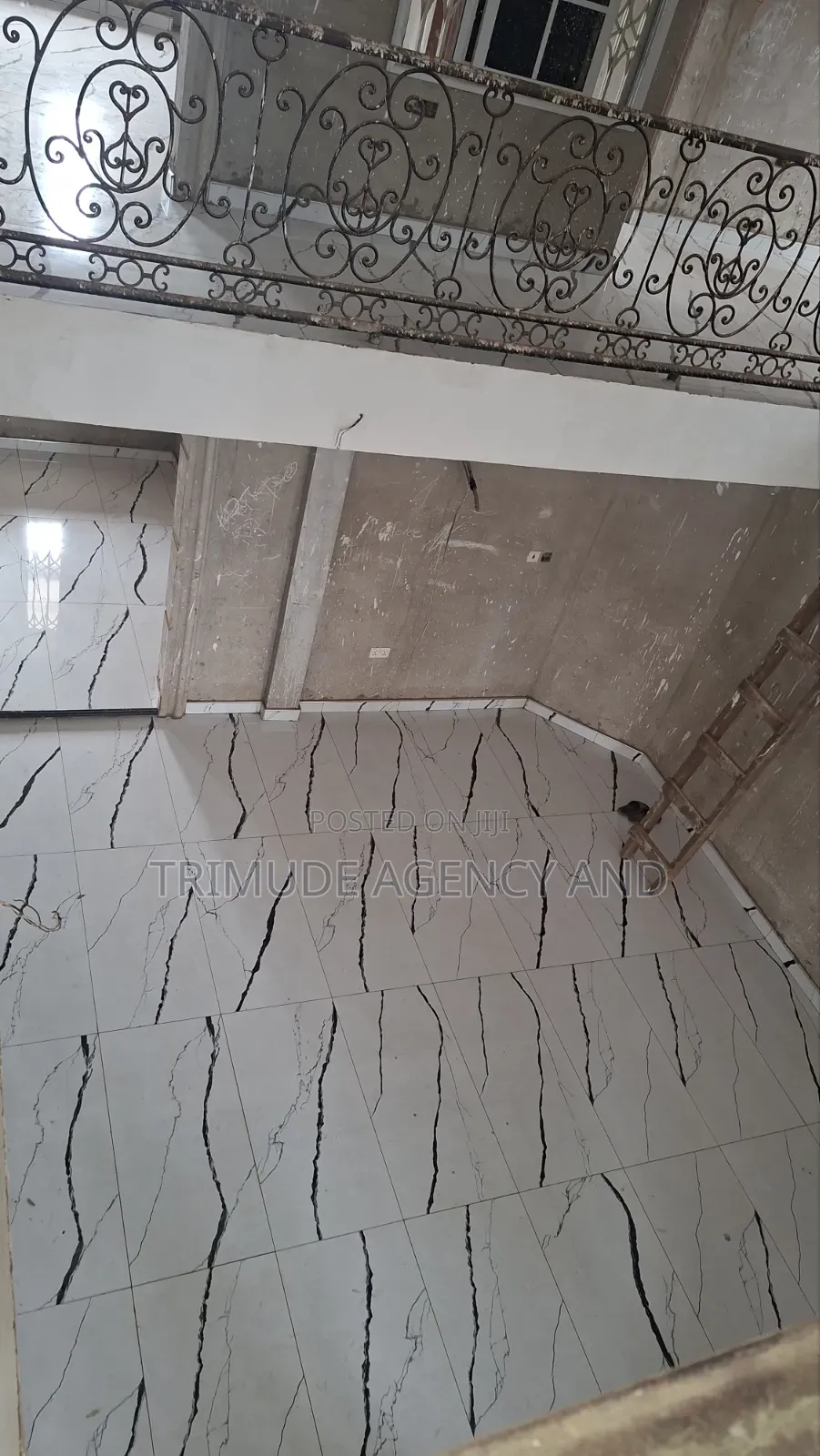 7bdrm House in Trimude Agency And, Kumasi Metropolitan for sale