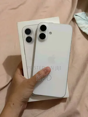 New Apple iPhone 16 Plus 128 GB Silver