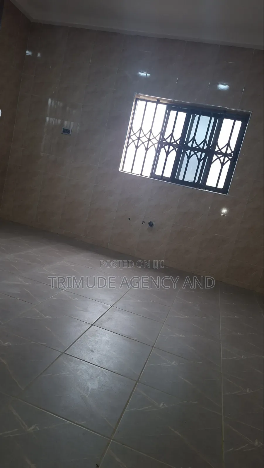 3bdrm House in Trimude Agency And, Kumasi Metropolitan for rent