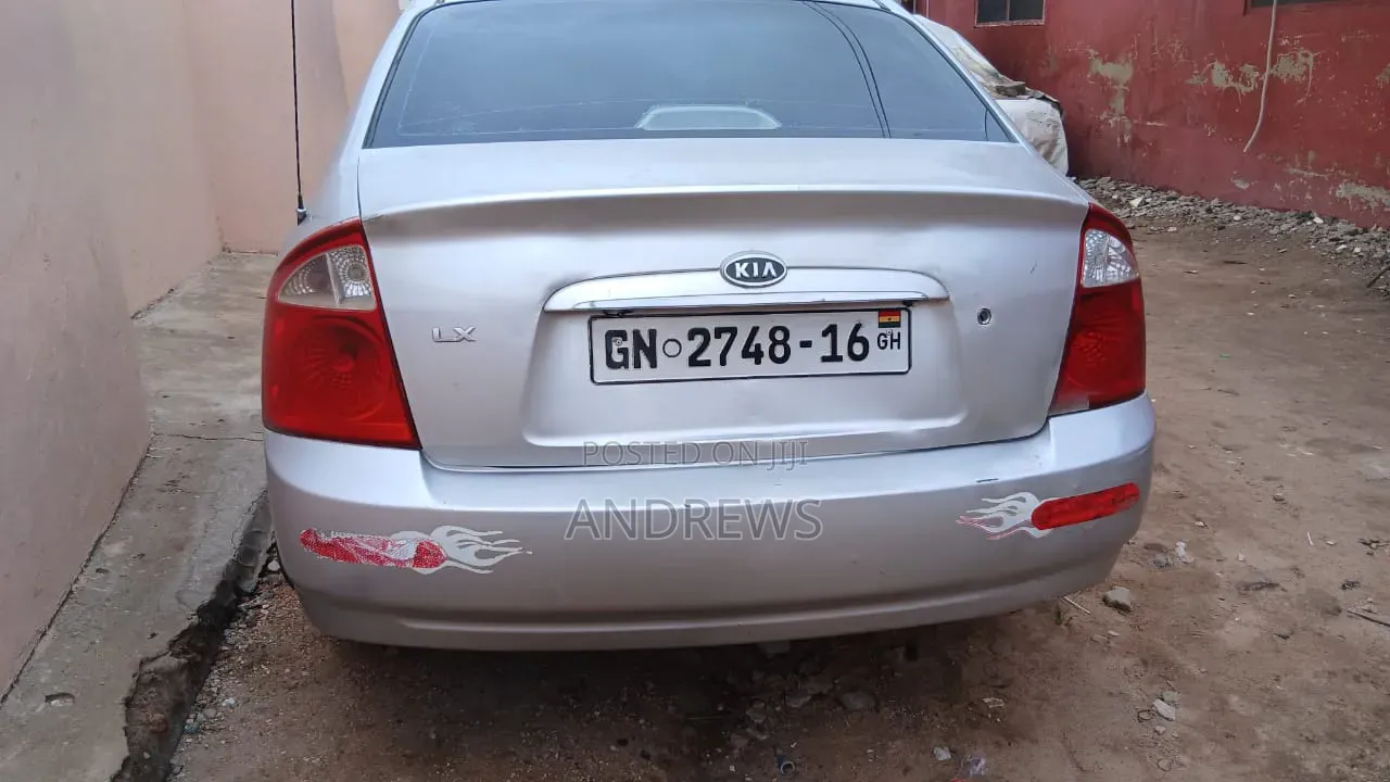 Kia Spectra LX 2009